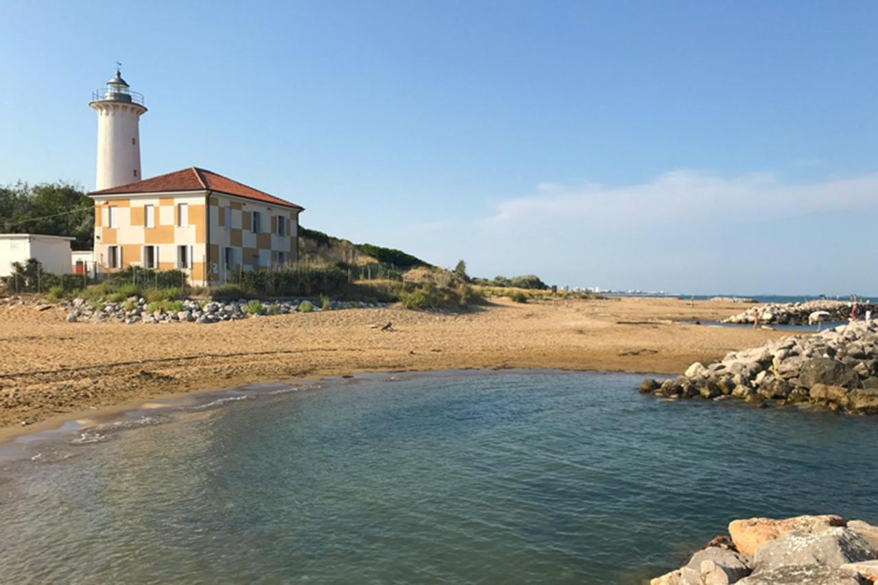 Appartamenti Loriana Бибионе Экстерьер фото